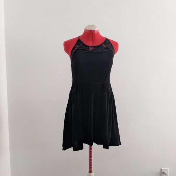 Velvet and Lace Black Nightshade Mini Dress SP - Picture 3 of 16